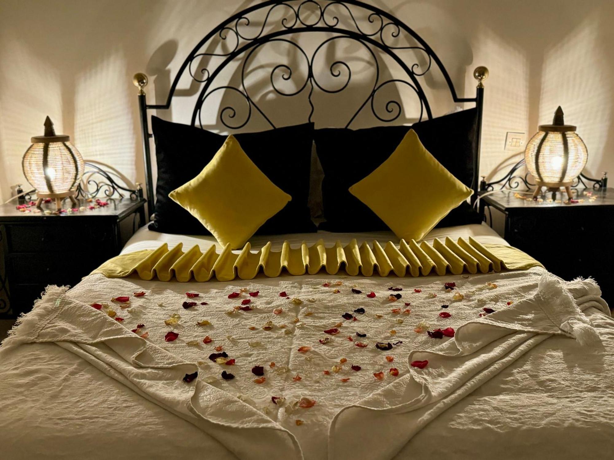 Riad Iklil (Adults Only) มาร์ราเกช ภายนอก รูปภาพ